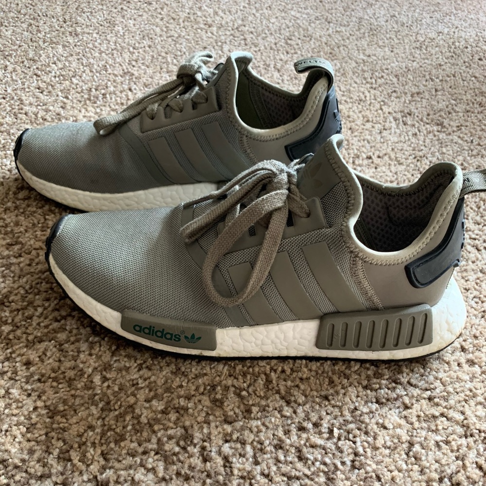 adidas NMD_R1
